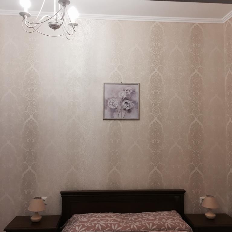 Apartment On Deribasovskaya 18 Odessa Ngoại thất bức ảnh